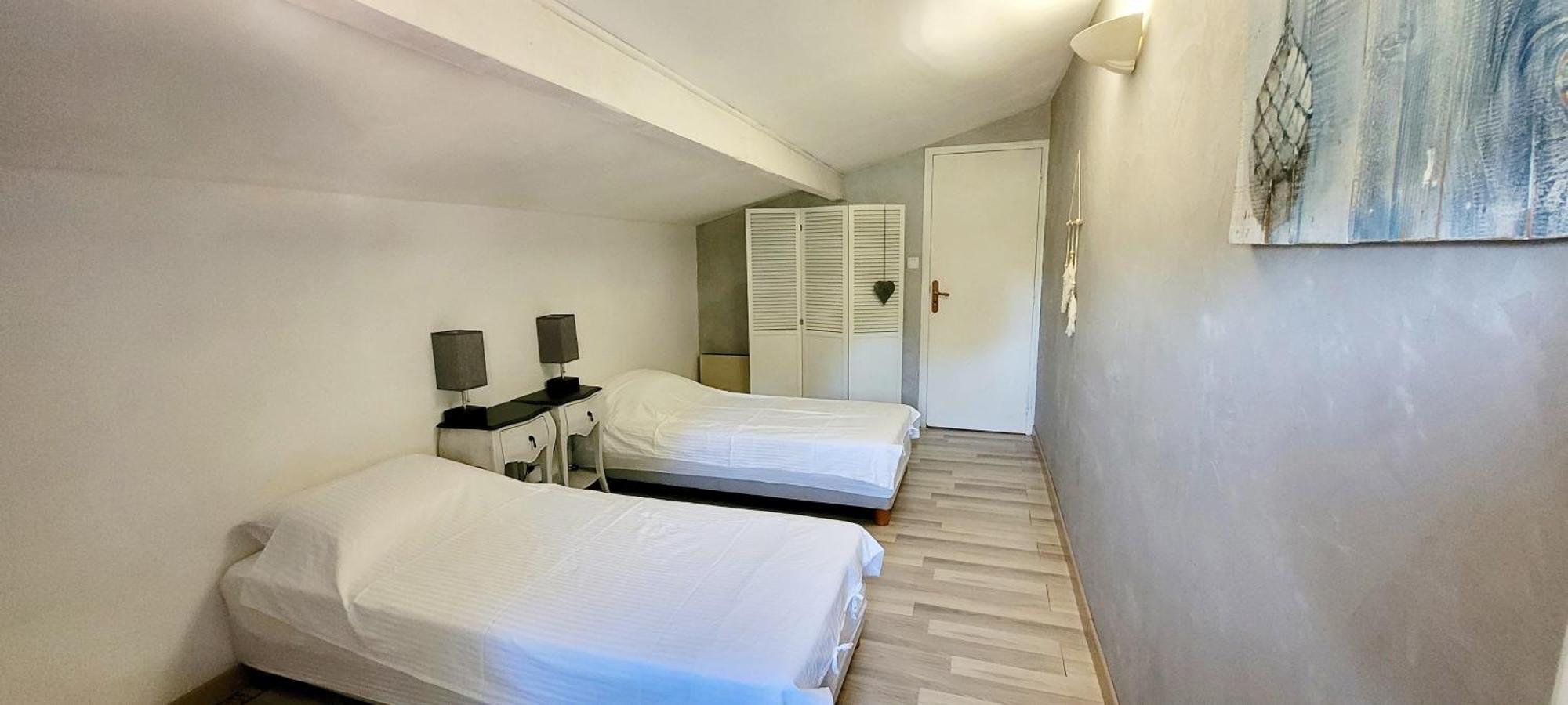 Au Petit Bonheur Villa Carnoules  Luaran gambar